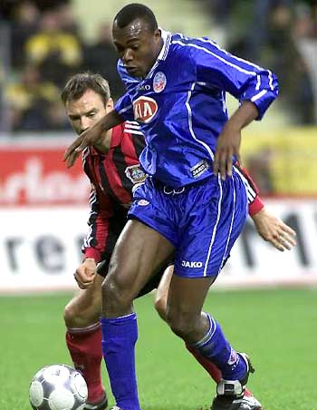 持微妙平衡 持微妙平衡